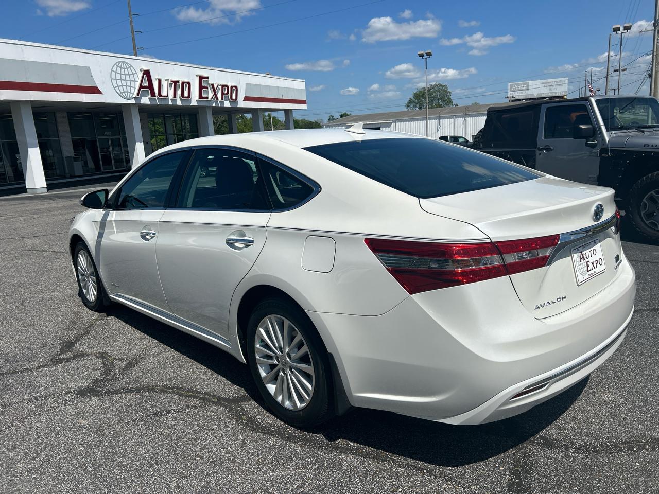 Toyota Avalon Hybrid Limited 2014