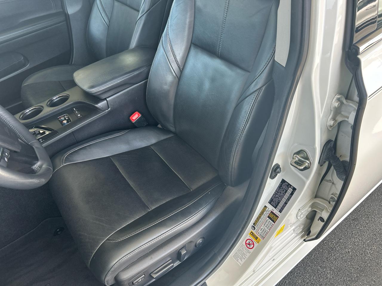 Toyota Avalon Hybrid Limited 2014