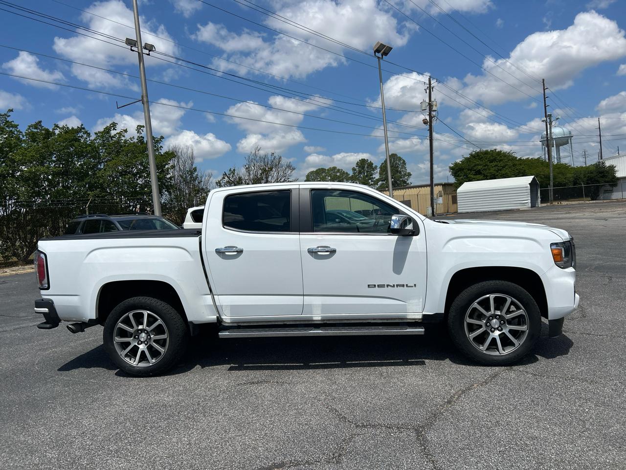 GMC Canyon Denali Crew Cab Long Box 4WD 2022