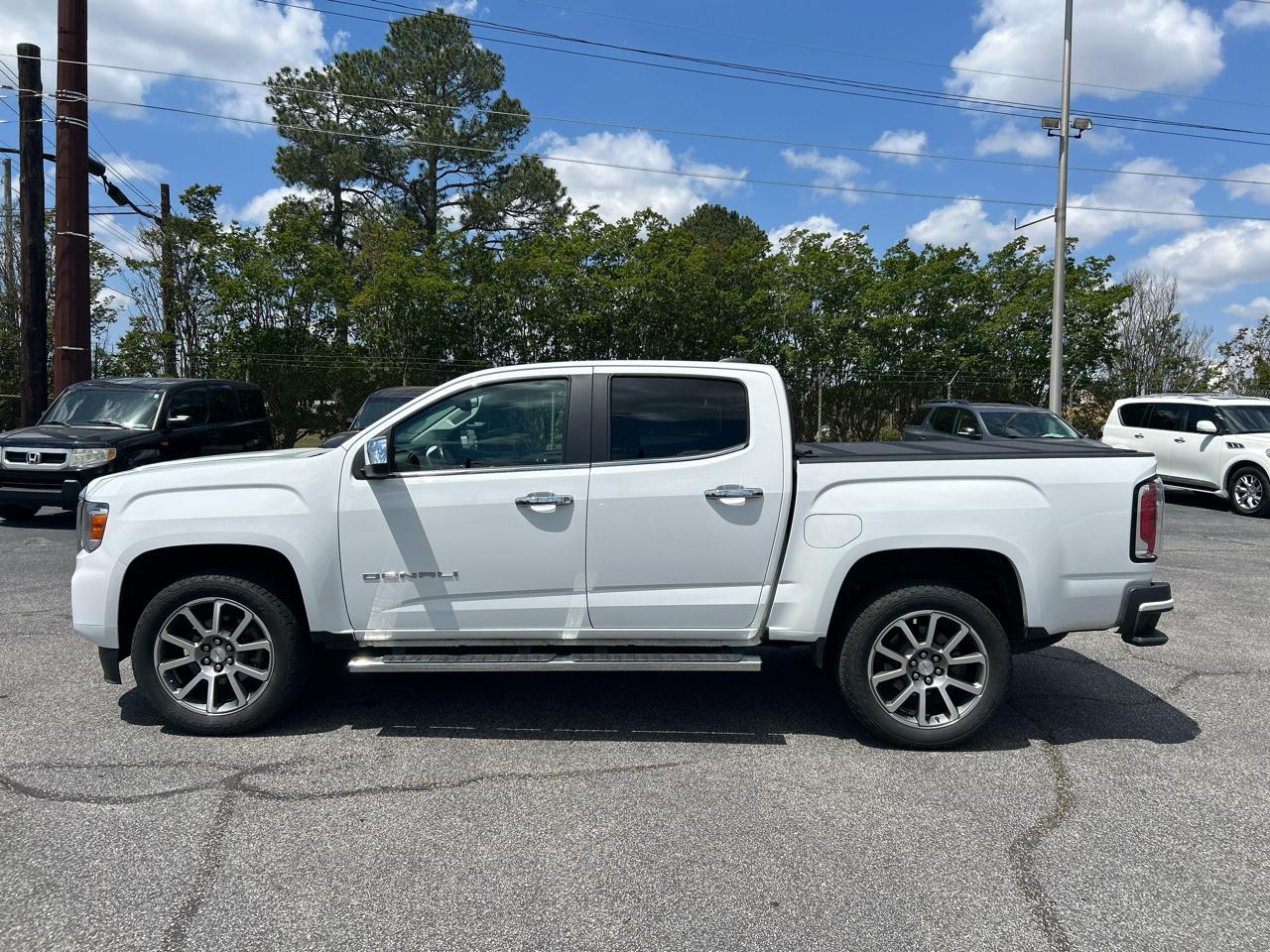 GMC Canyon Denali Crew Cab Long Box 4WD 2022