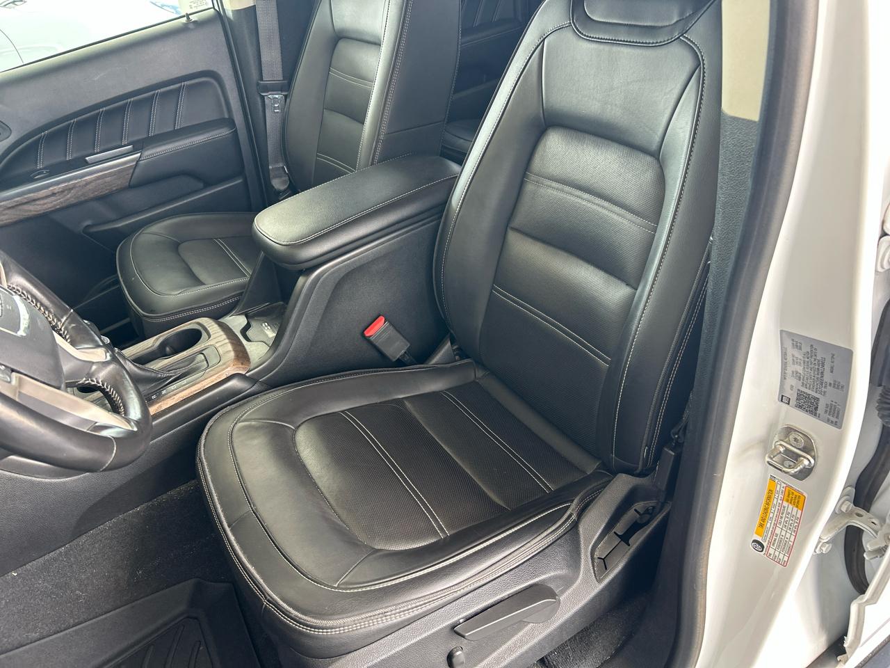 GMC Canyon Denali Crew Cab Long Box 4WD 2022