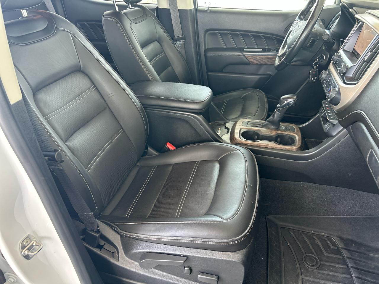 GMC Canyon Denali Crew Cab Long Box 4WD 2022