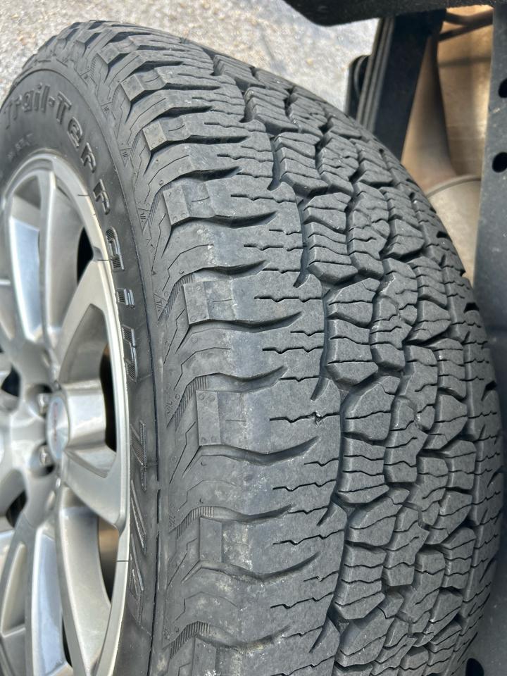 GMC Canyon 4WD Crew Cab Denali 2022