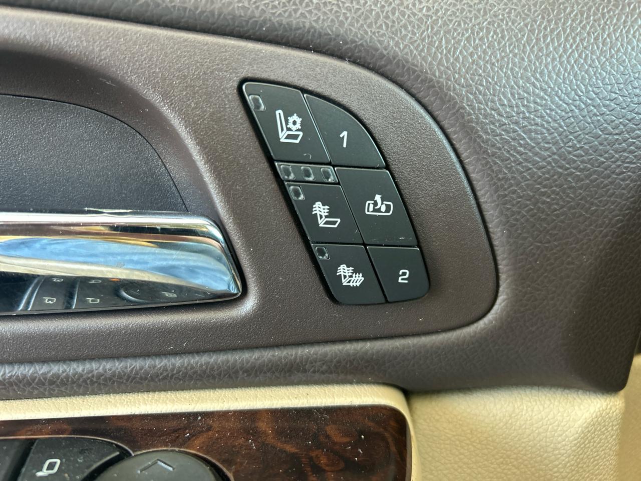 GMC Yukon Denali XL 4WD 2011