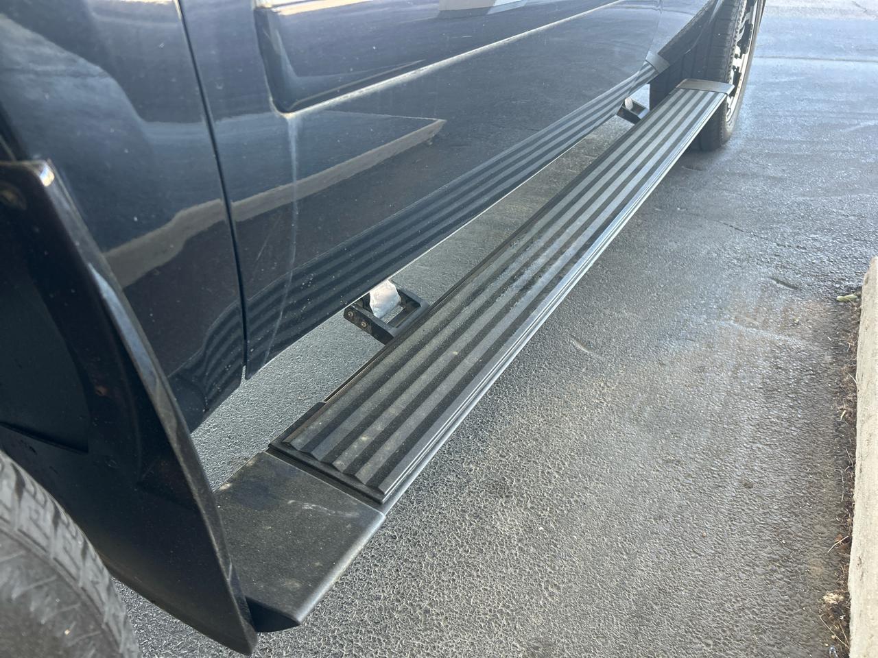 GMC Yukon Denali XL 4WD 2011