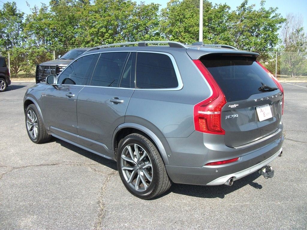 Volvo XC90 T5 Momentum 2018