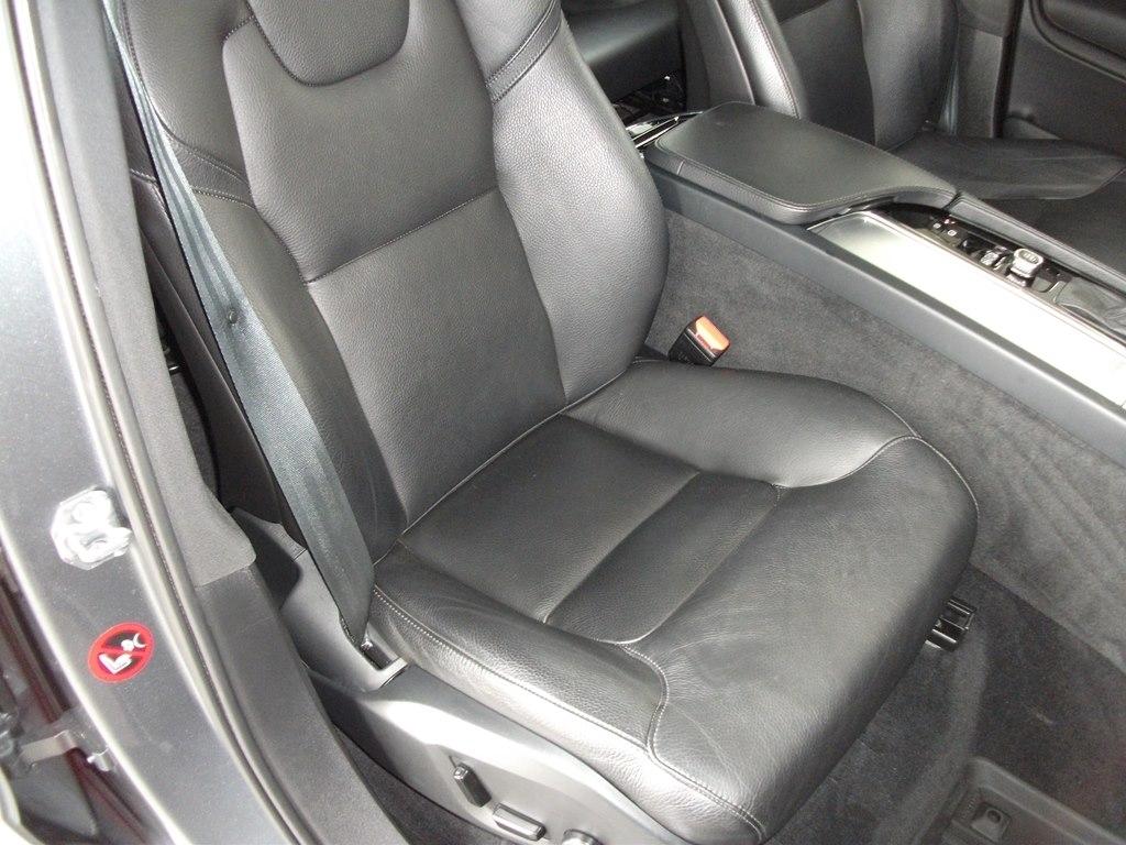 Volvo XC90 T5 Momentum 2018