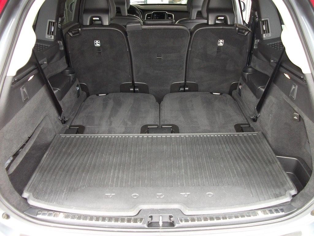 Volvo XC90 T5 Momentum 2018