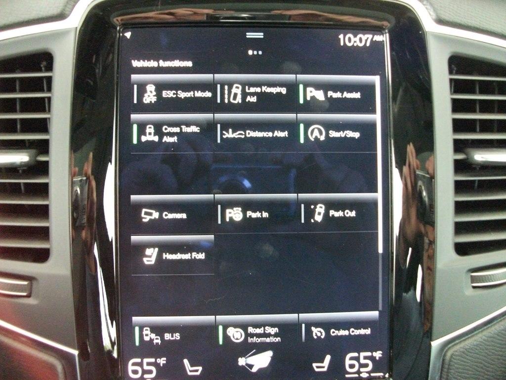 Volvo XC90 T5 Momentum 2018