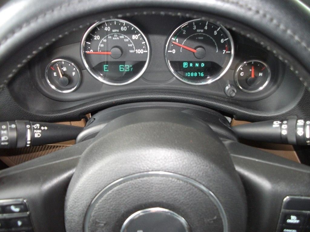 Jeep Wrangler Sahara 4WD 2012