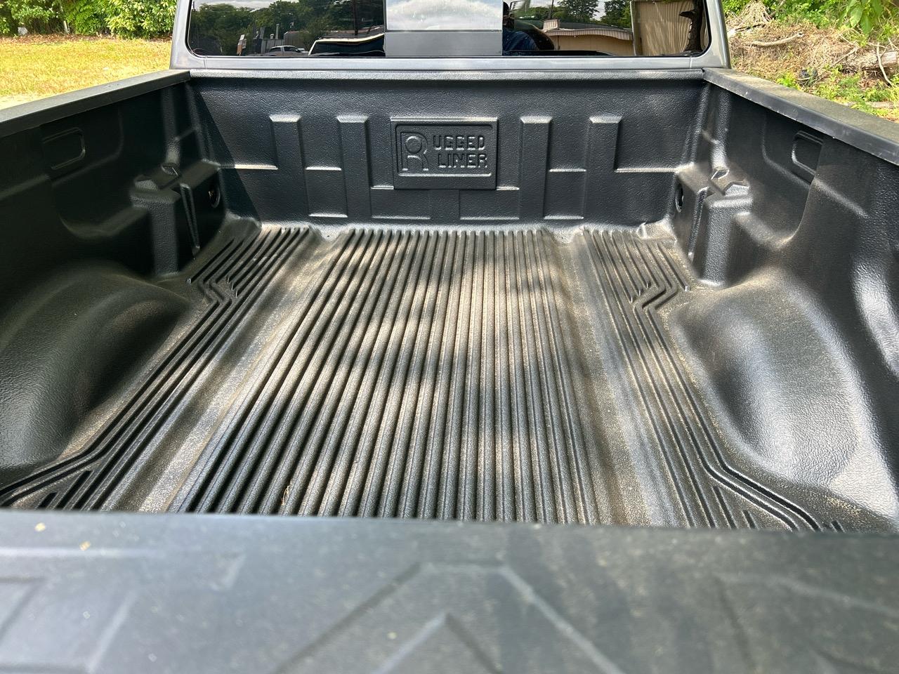 Nissan Titan SV King Cab 4WD 2017