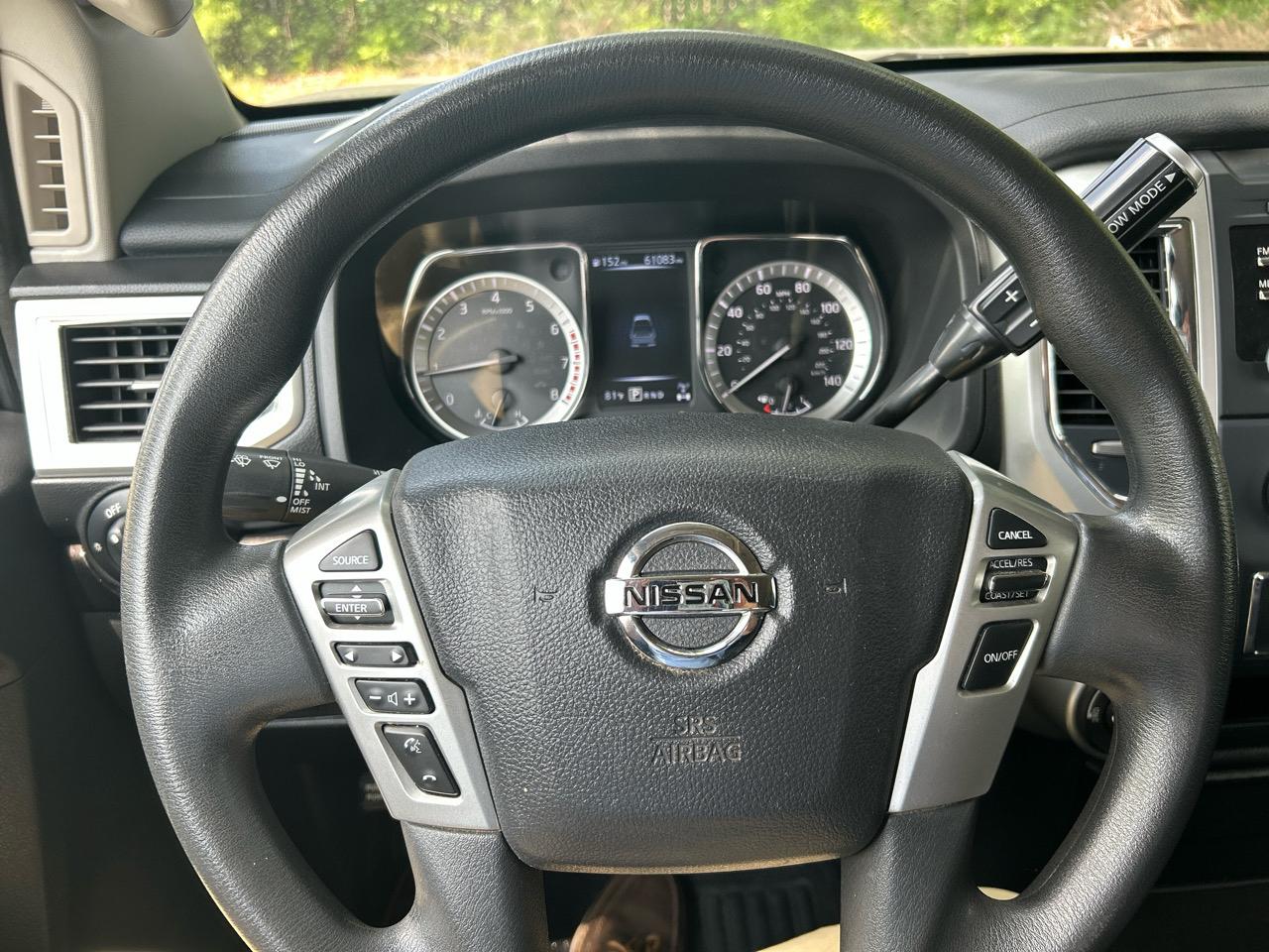 Nissan Titan SV King Cab 4WD 2017