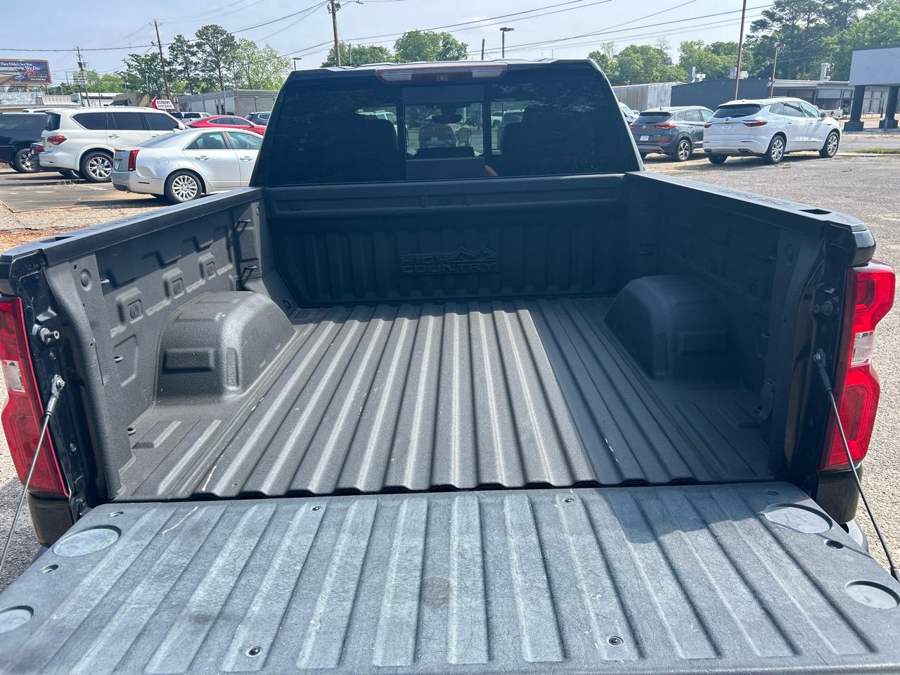 Chevrolet Silverado 1500 High Country Crew Cab 4WD 2019