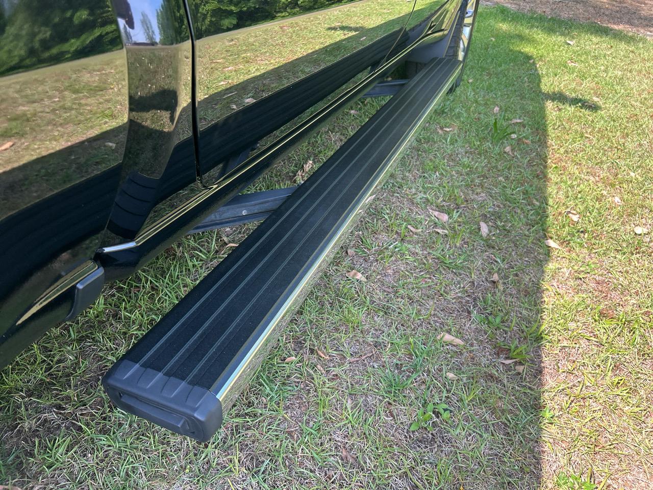 Chevrolet Silverado 1500 High Country Crew Cab 4WD 2019