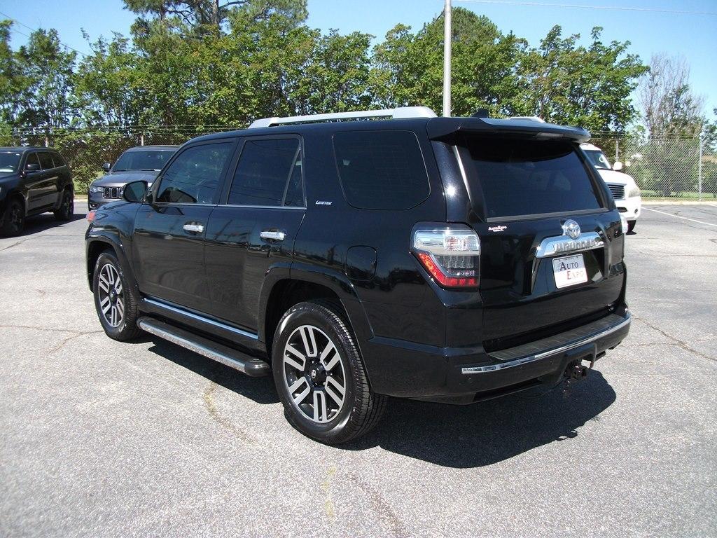 Toyota 4Runner Limited 2WD 2016