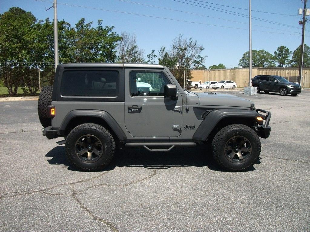 Jeep Wrangler 4WD 2dr Freedom Edition 2021