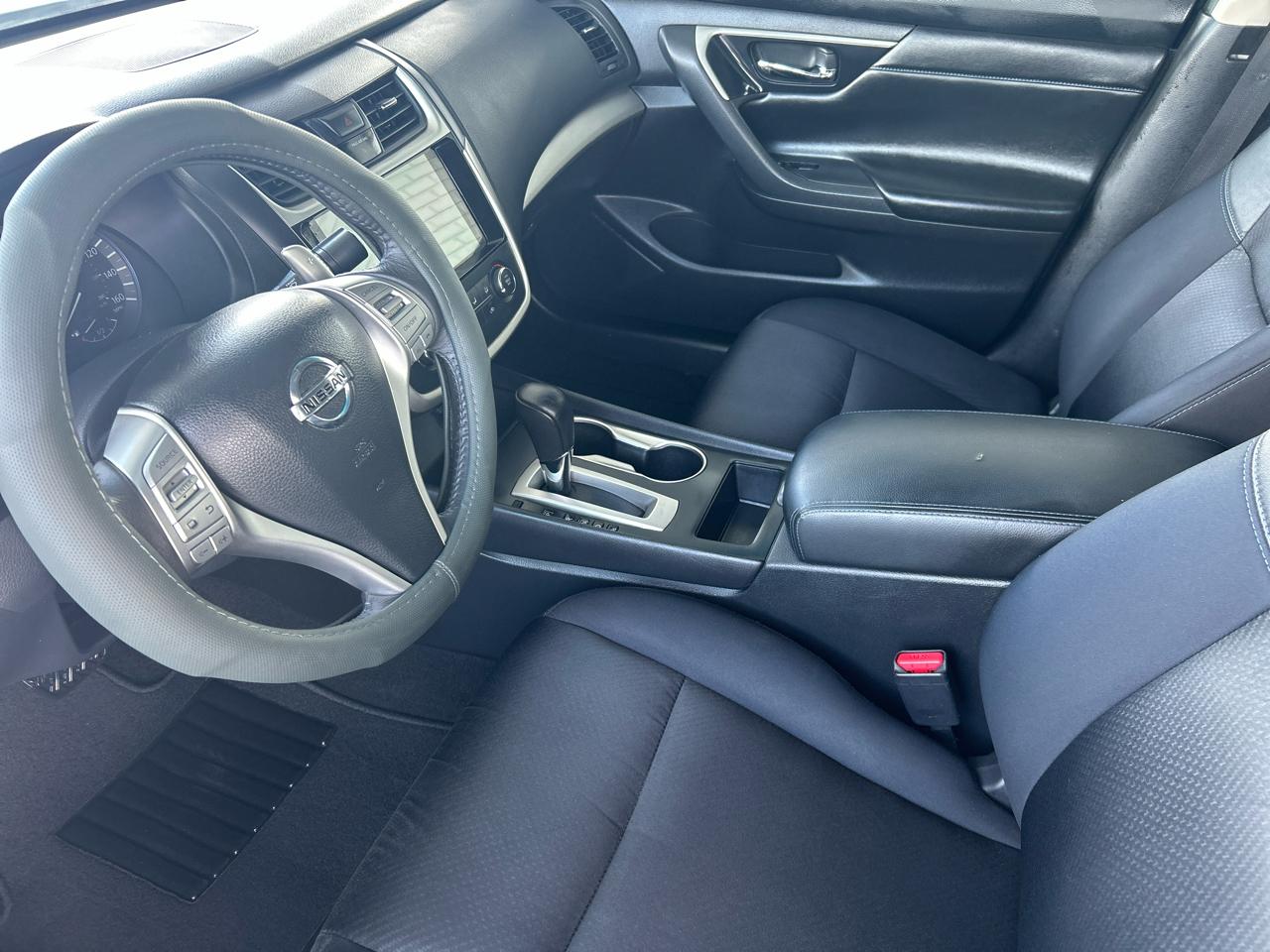 Nissan Altima SR 4D Sedan 2017