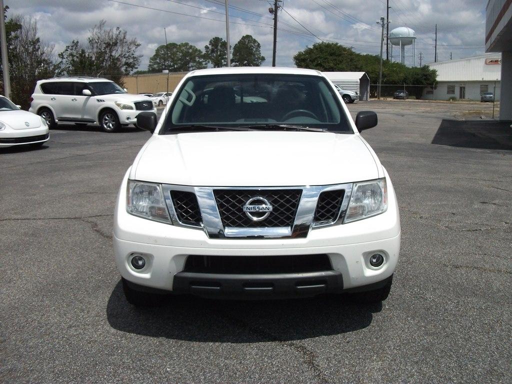 Nissan Frontier SV Crew Cab 2WD 2021