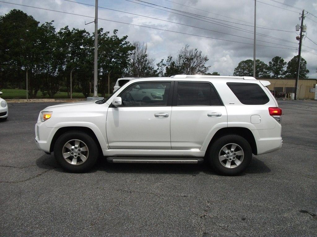 Toyota 4Runner SR5 2WD 2012