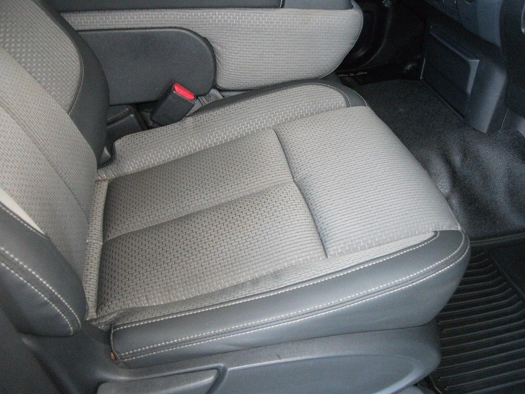 Nissan Titan S Crew Cab 2WD 2020