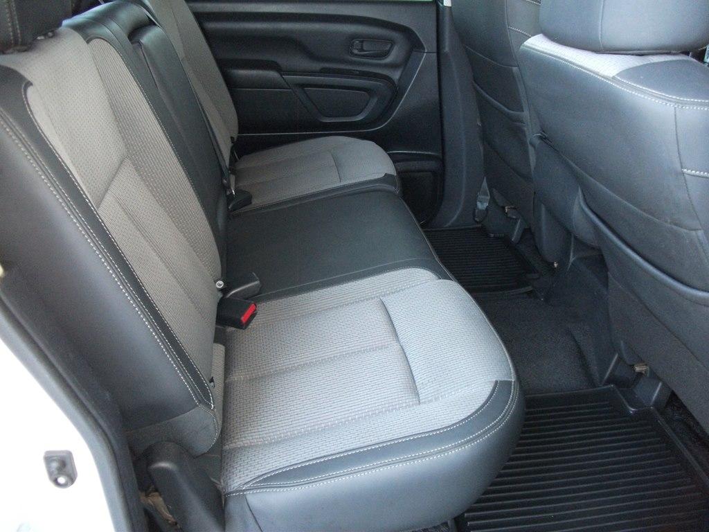Nissan Titan S Crew Cab 2WD 2020