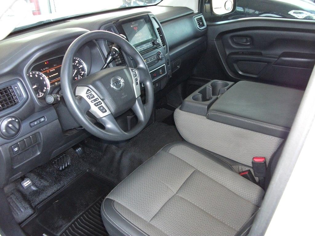 Nissan Titan S Crew Cab 2WD 2020