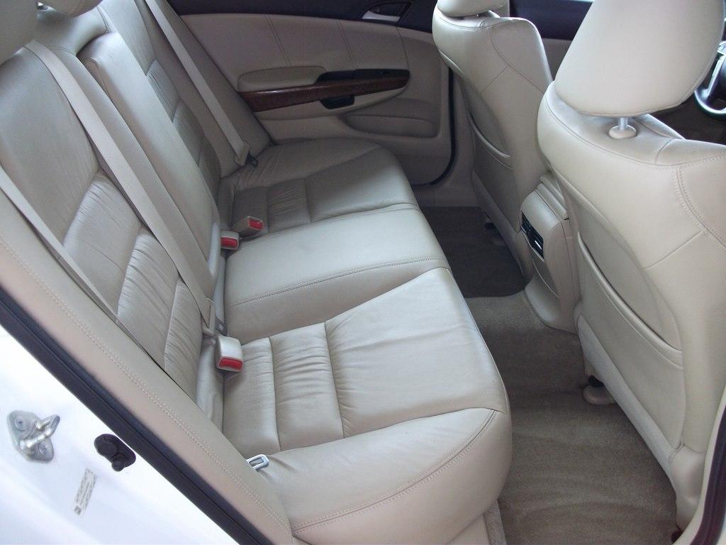 Honda Accord EX-L Sedan AT 2012