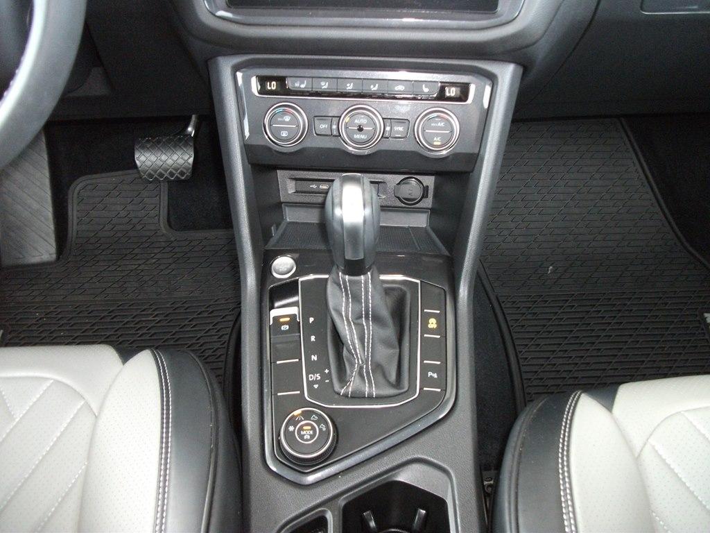 Volkswagen Tiguan SEL 4Motion 2021