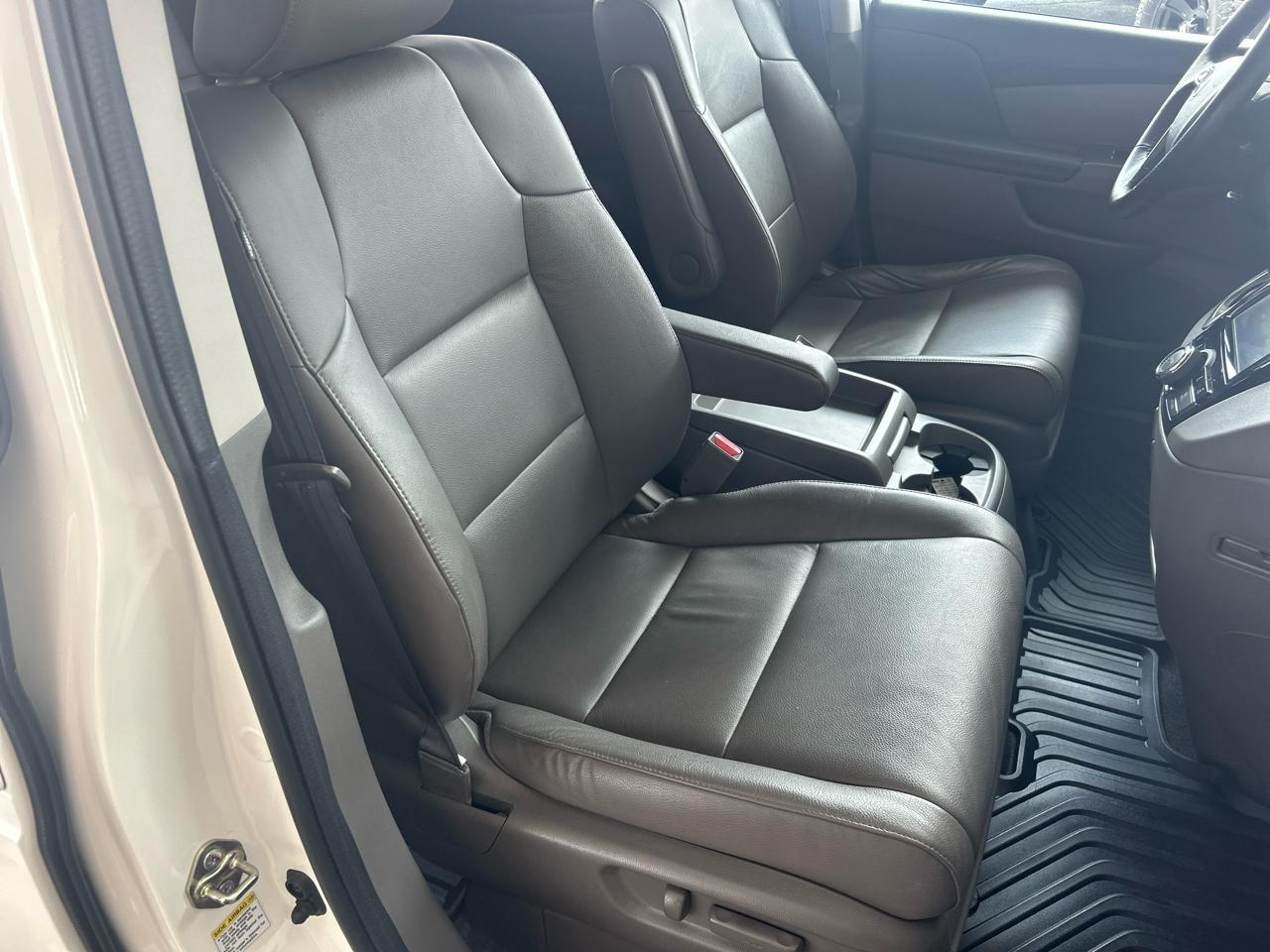 Honda Odyssey EX-L w/ Navigation 2016