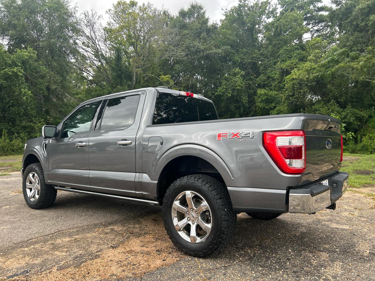 Ford F-150 Lariat 4WD SuperCrew 5.5' Box 2022