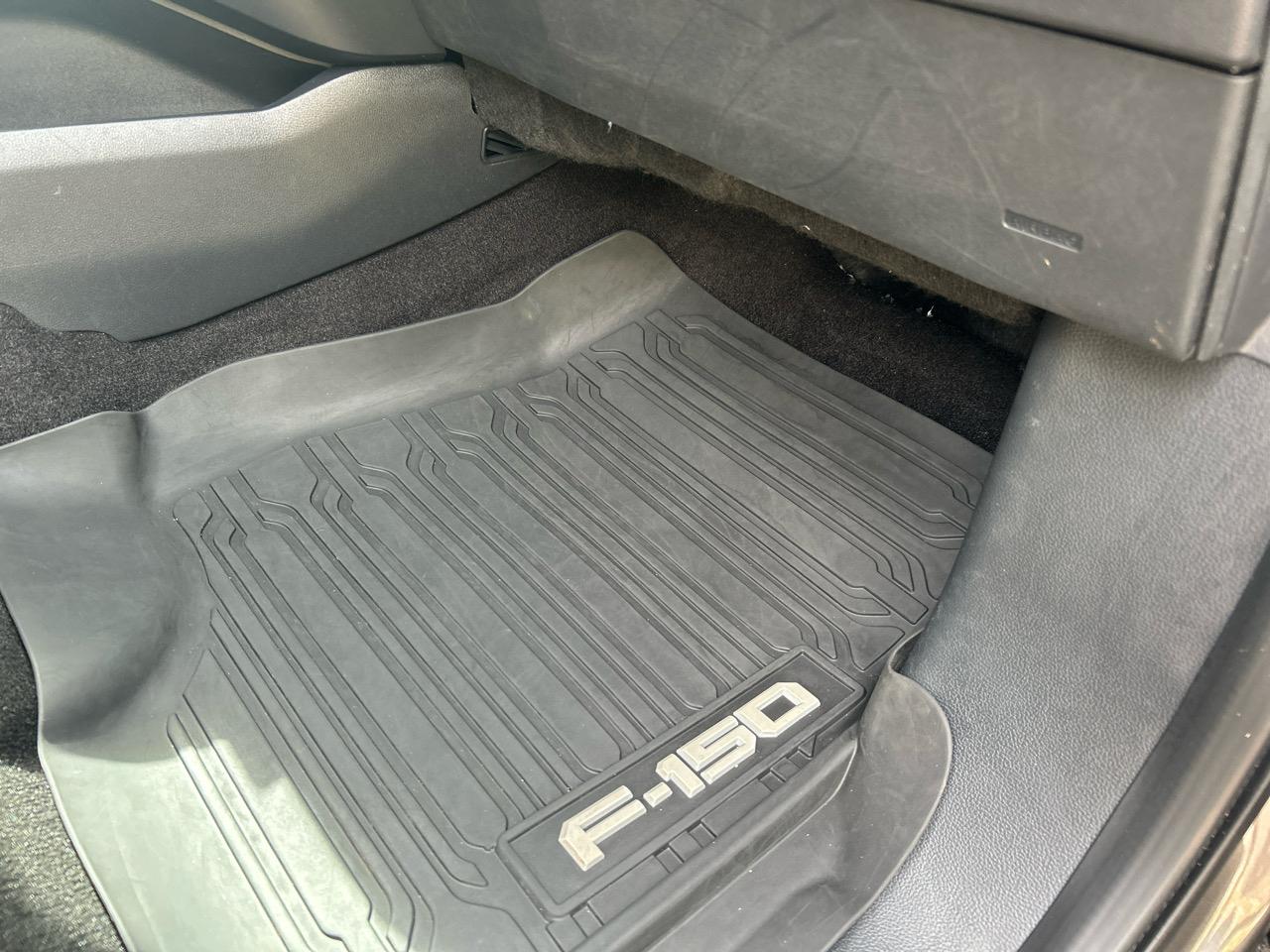 Ford F-150 Lariat 4WD SuperCrew 5.5' Box 2022