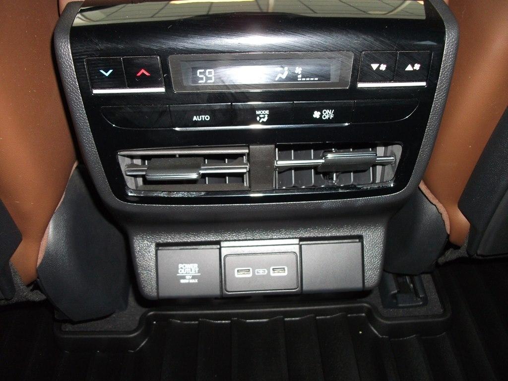 Acura MDX SH-AWD w/Technology Package 2024