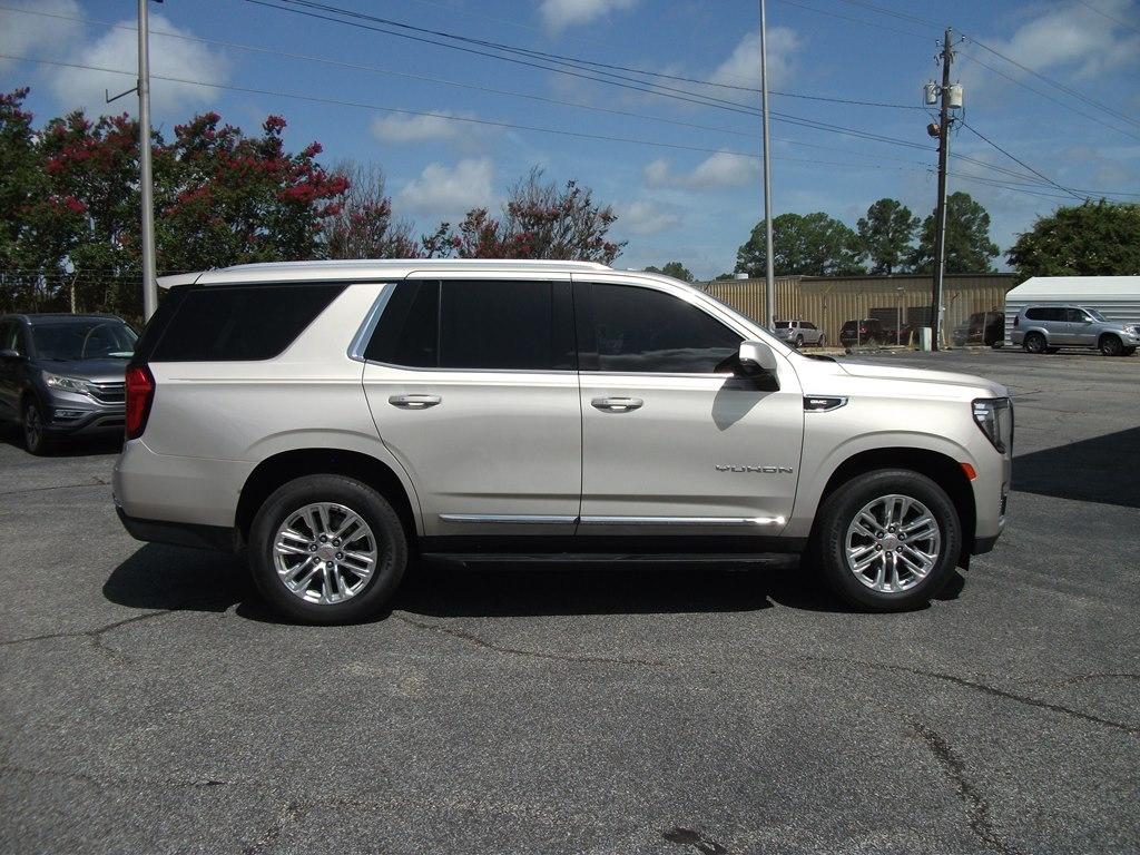 GMC Yukon SLT 2WD 2021