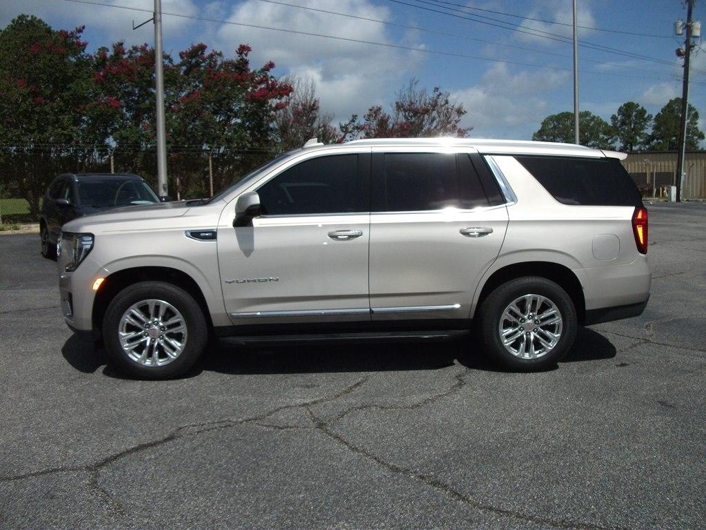 GMC Yukon SLT 2WD 2021