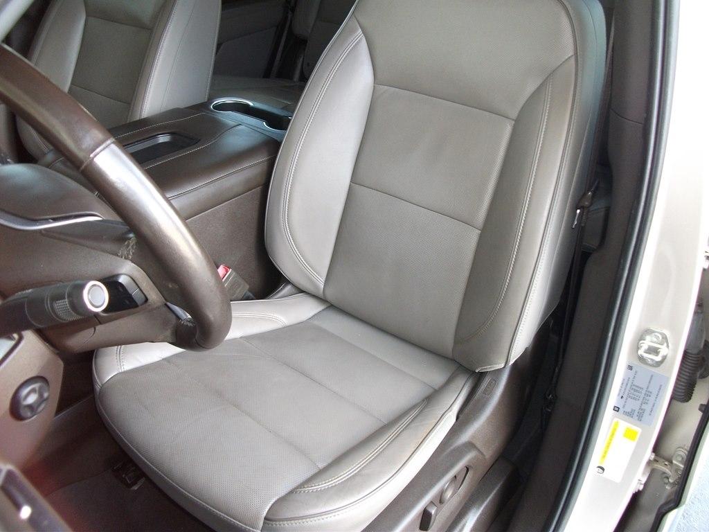 GMC Yukon SLT 2WD 2021