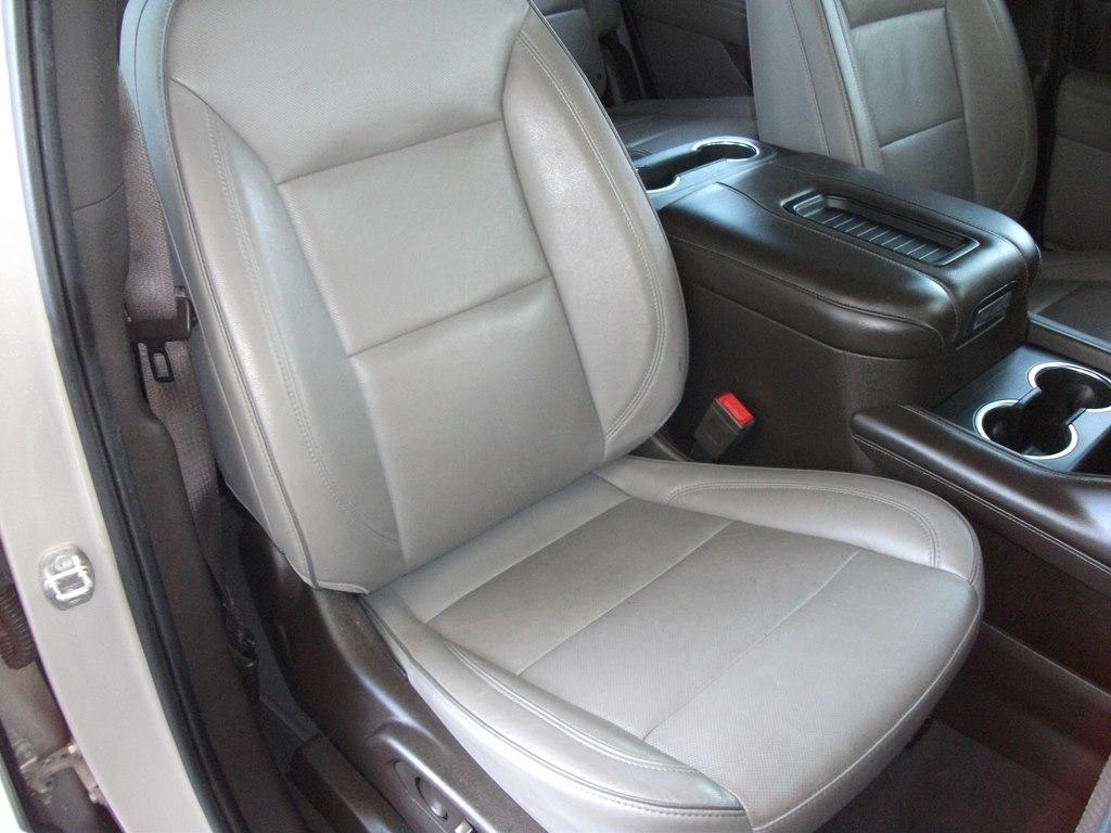 GMC Yukon SLT 2WD 2021