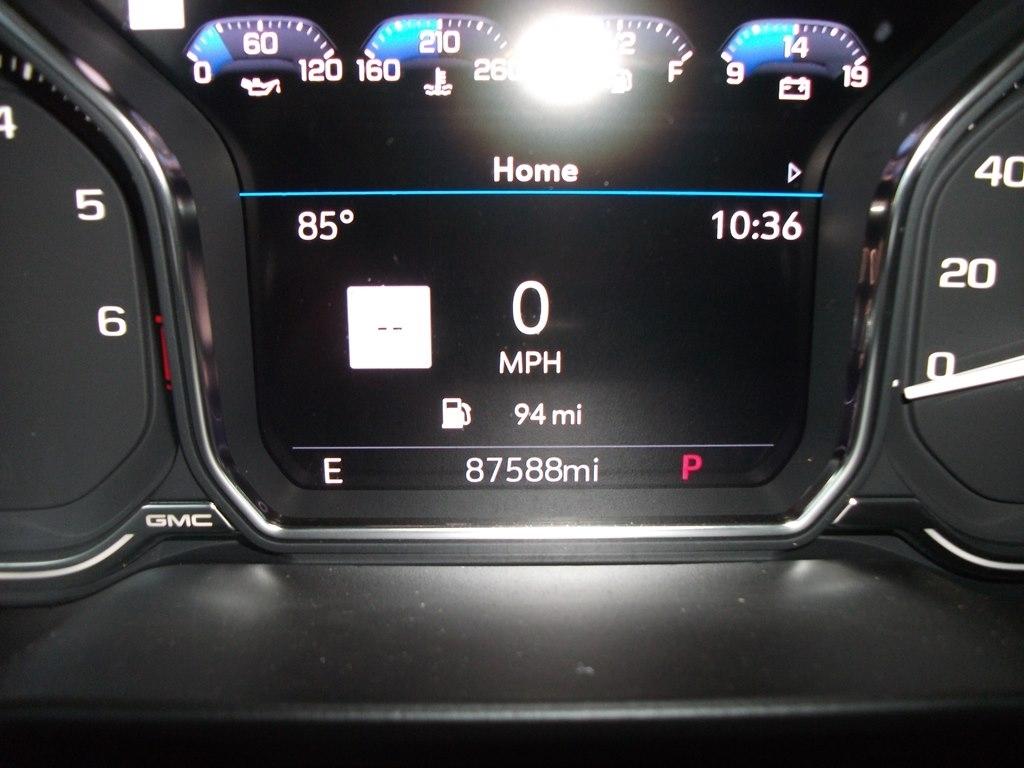 GMC Yukon SLT 2WD 2021