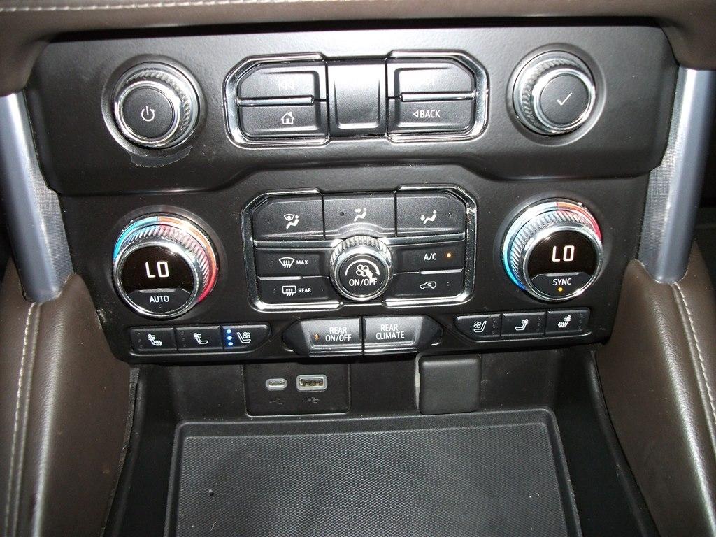 GMC Yukon SLT 2WD 2021