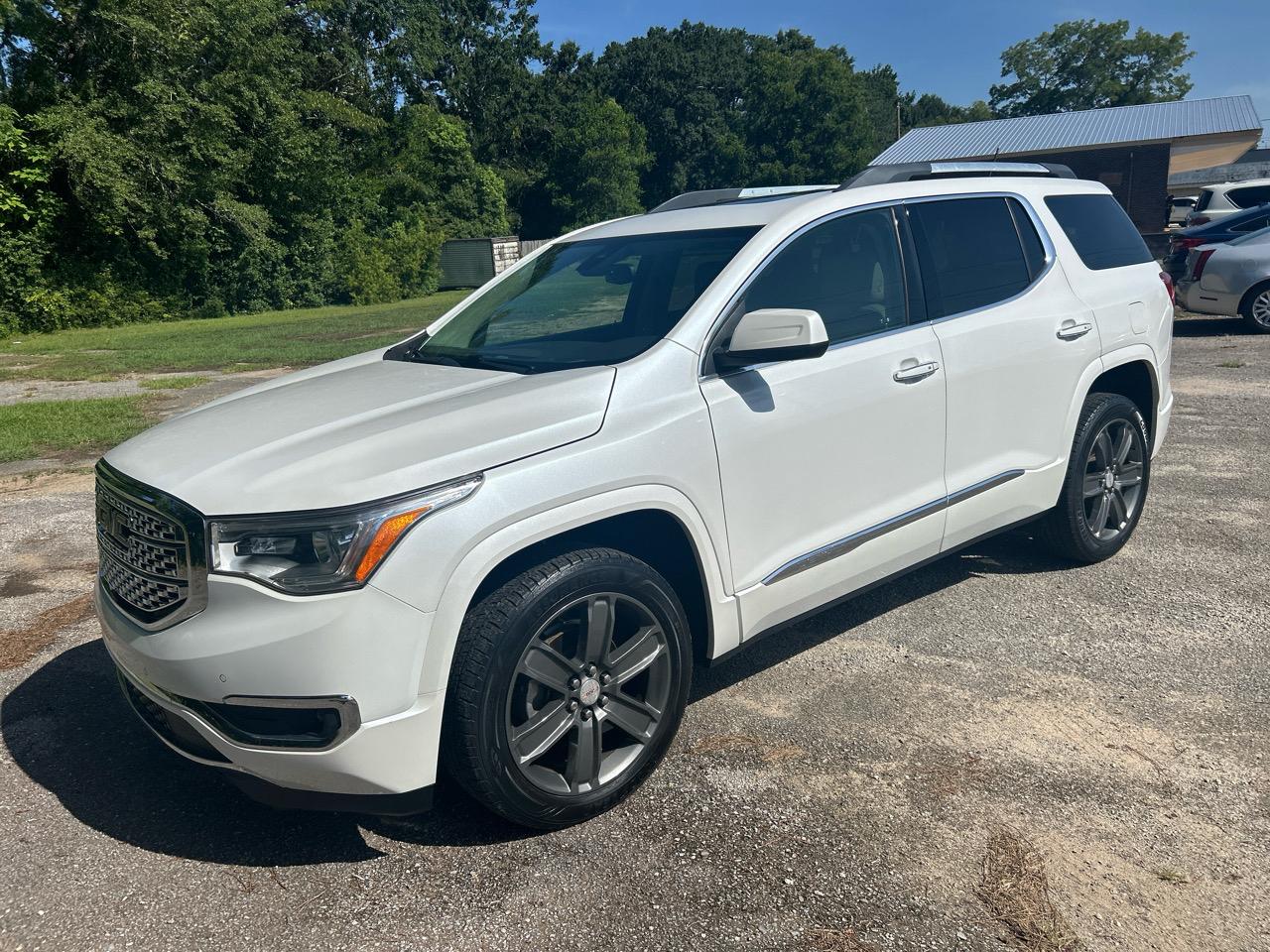 GMC Acadia Denali 2019
