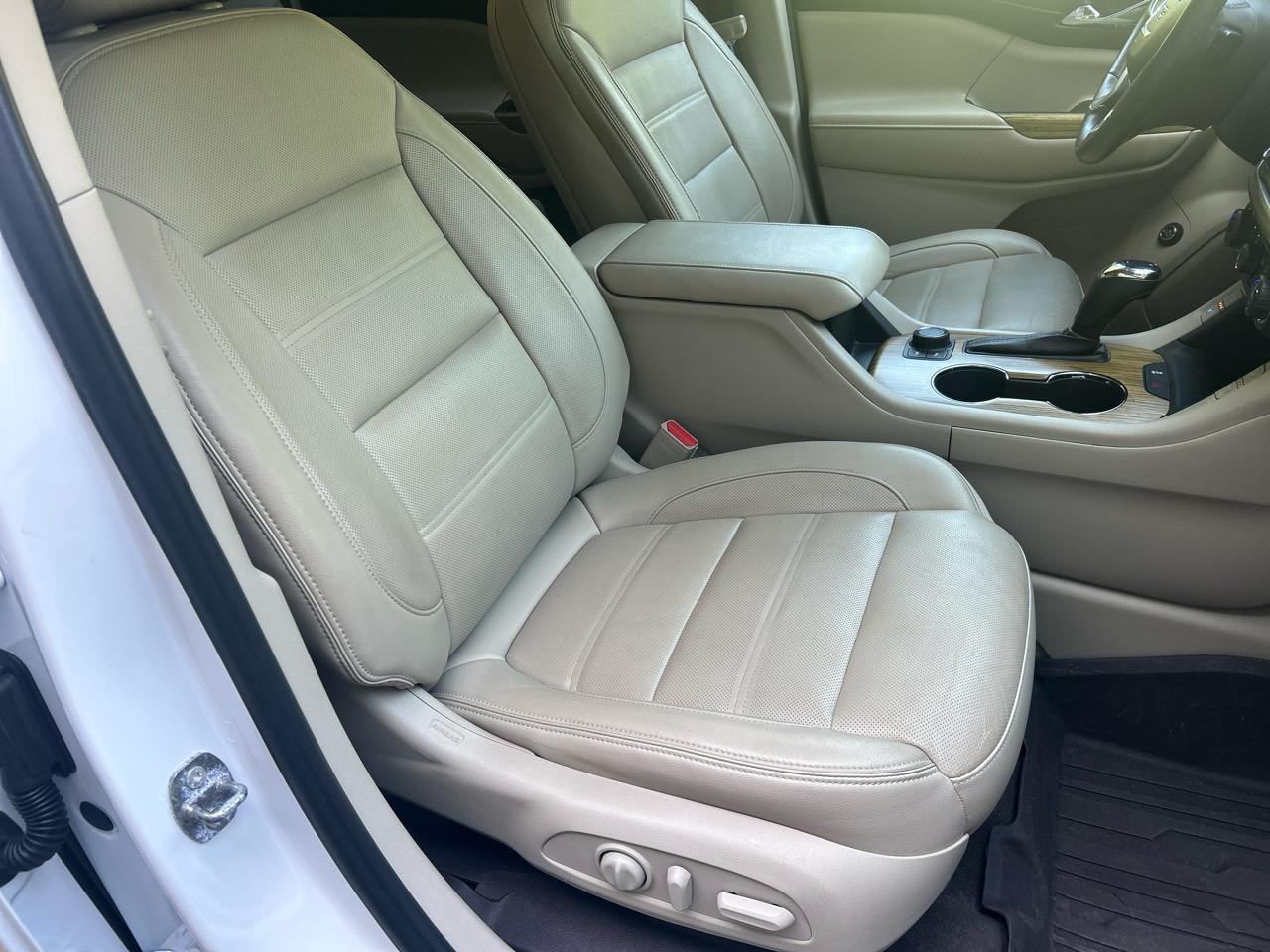 GMC Acadia Denali 2019
