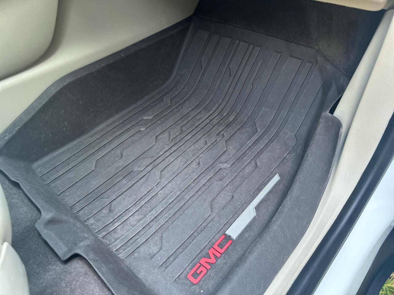 GMC Acadia Denali 2019