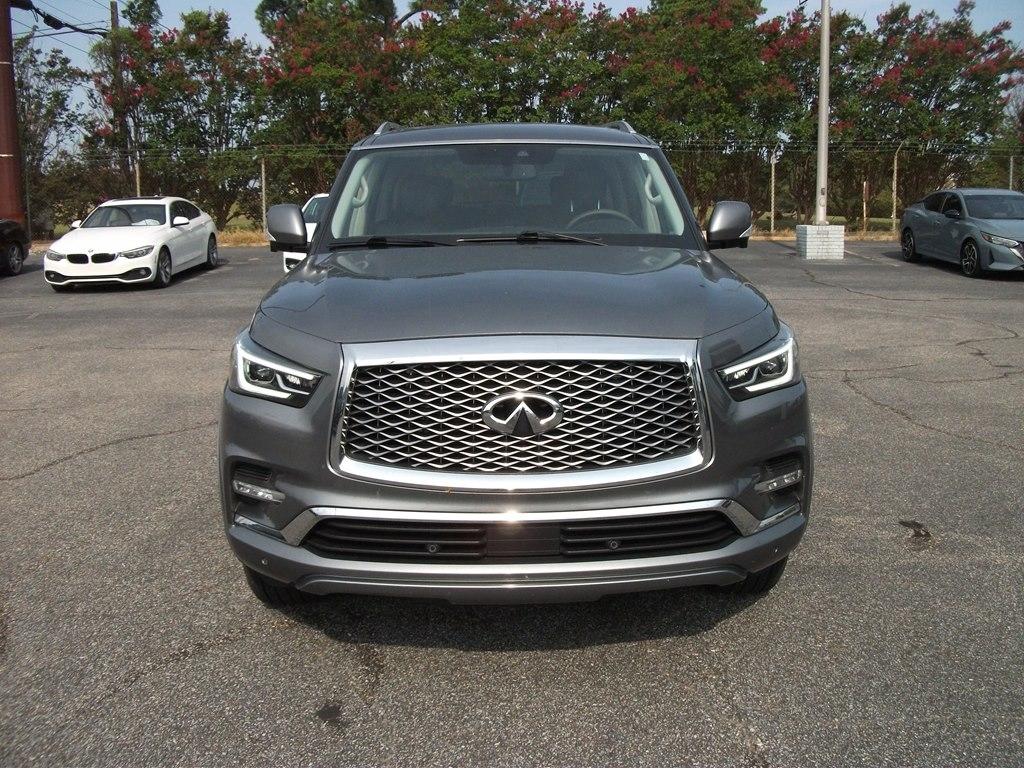 Infiniti QX80 LUXE 2019