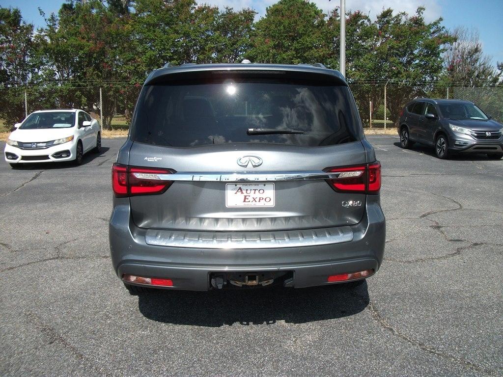 Infiniti QX80 LUXE 2019