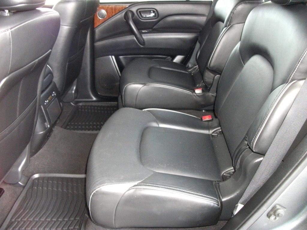 Infiniti QX80 LUXE 2019