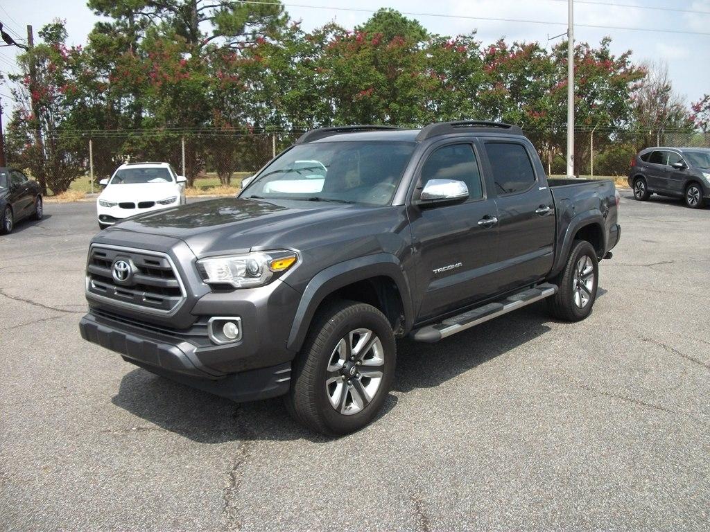 Toyota Tacoma Limited Double Cab V6 6AT 2WD 2017