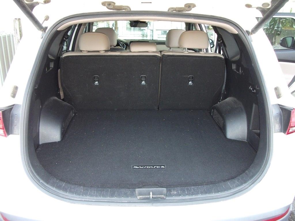Hyundai Santa Fe Limited 2022