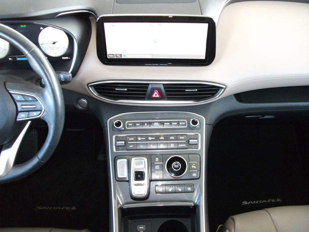 Hyundai Santa Fe Limited 2022