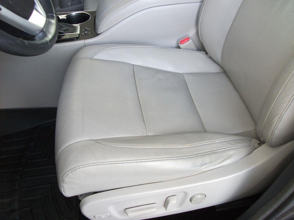 Toyota Highlander XLE FWD V6 2016