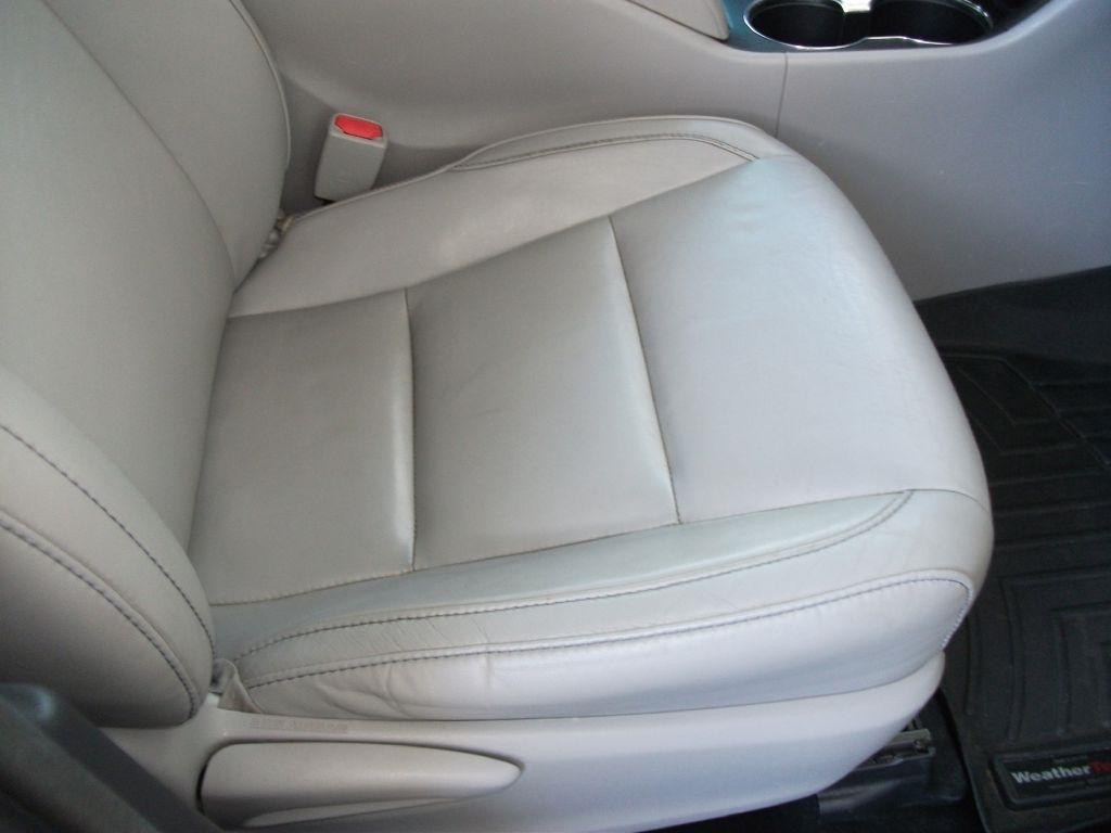 Toyota Highlander XLE FWD V6 2016