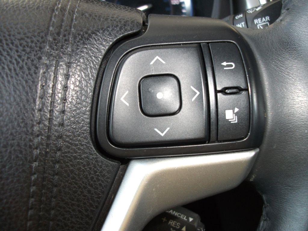 Toyota Highlander XLE FWD V6 2016